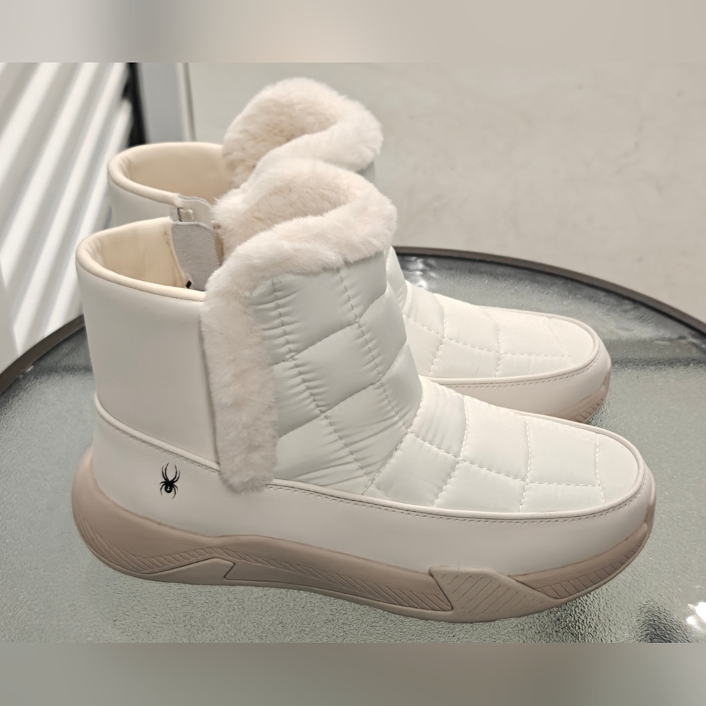 Spyder Lumi PrimaLoft  Snow Boots - Insulated For Women Size 8m - Picture 2 of 9